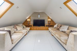 Photo 21- click for photo gallery